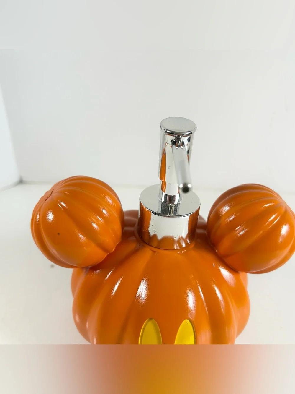 Jay Franco Disney Mickey Mouse Halloween Pumpkin Lotion Soap Dispenser
